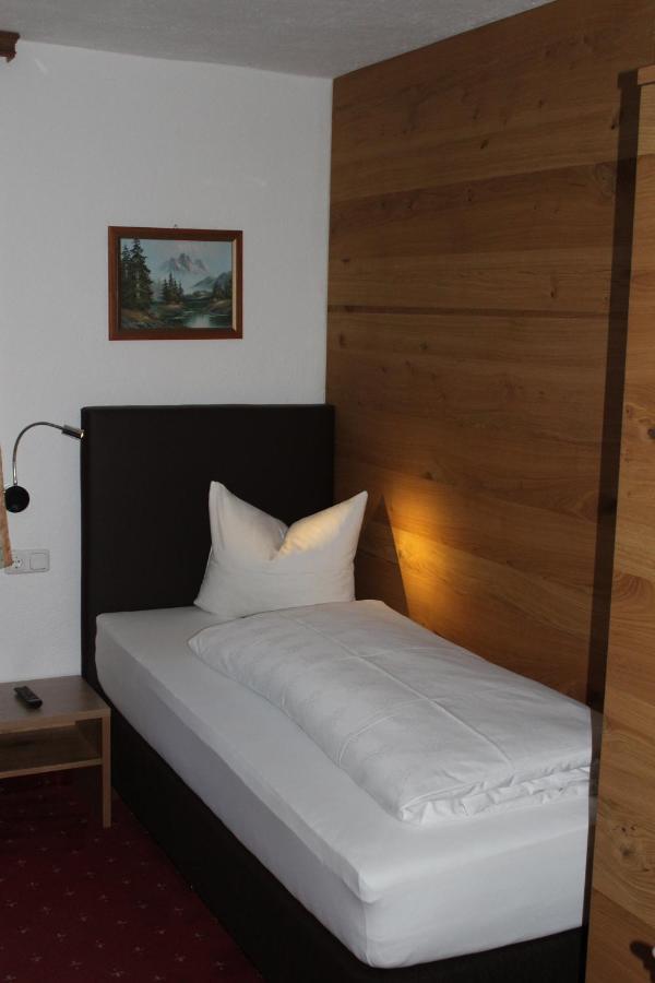 Pension Jaegerhof Sankt Anton am Arlberg Exterior foto